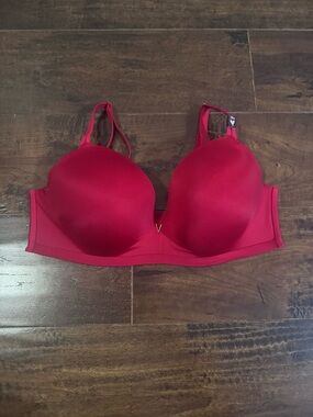 New Women’s Victoria Secret Padded Wireless Bra 38D